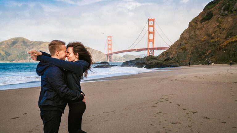 couple dating in San Francisco
