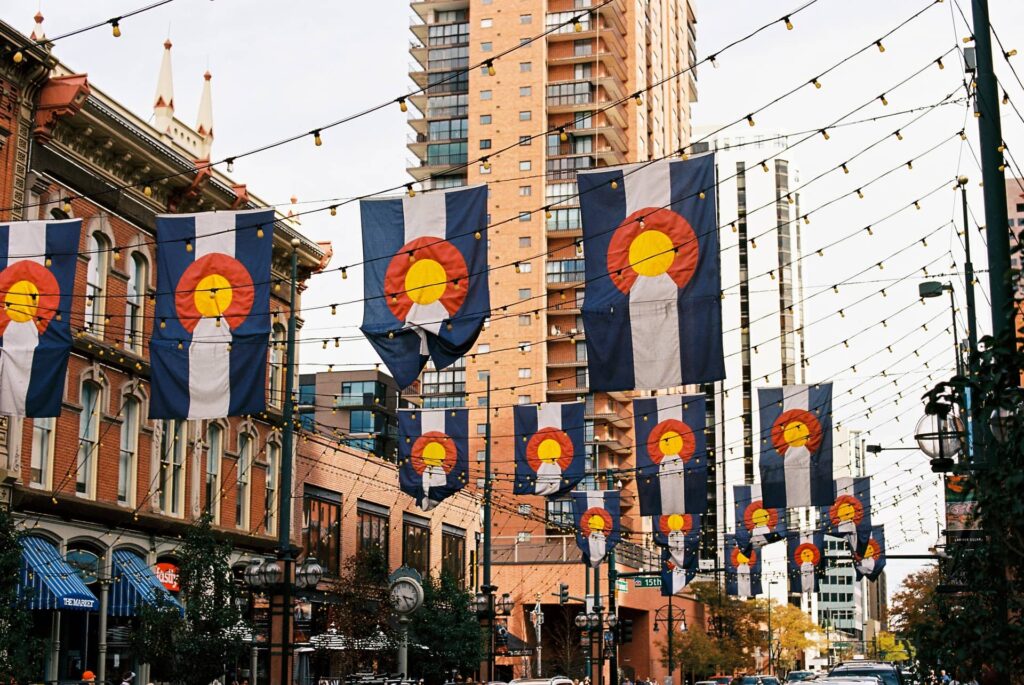 dating in denver downtown main street