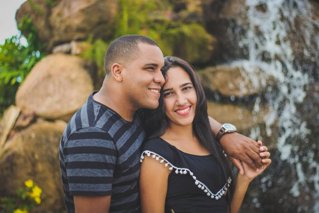 brazilian dating couple holding hands