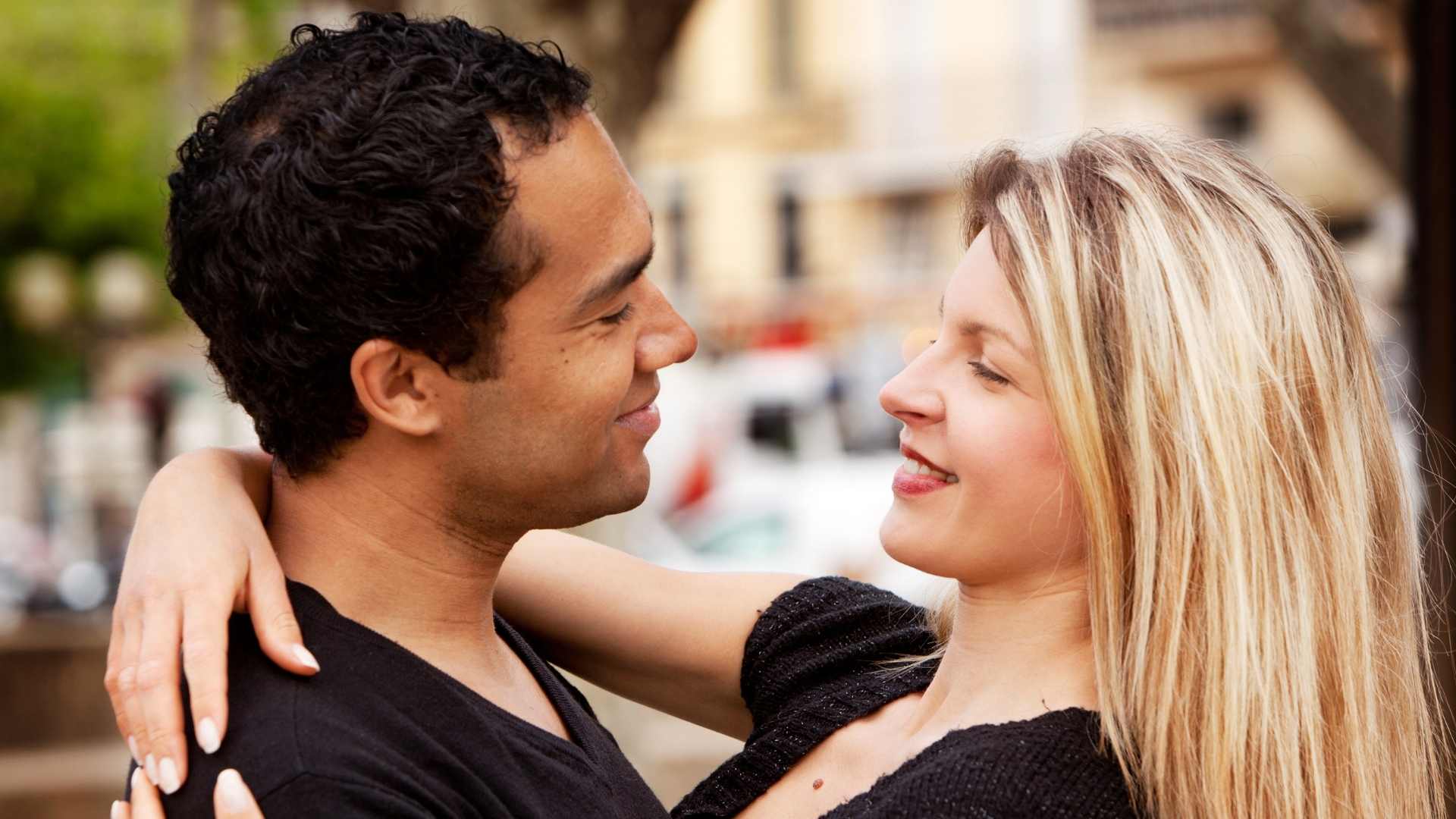 Online Dating Spanish - The 3 Best Online Dating Sites in Spain