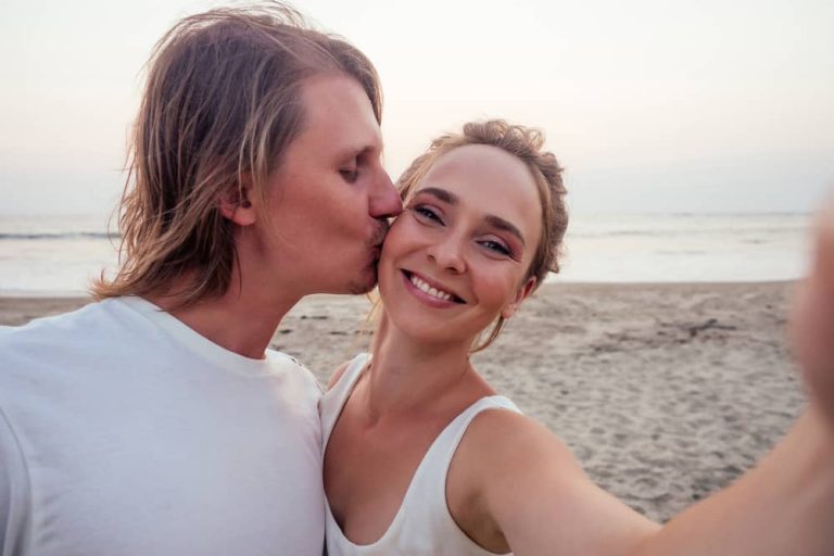 dutch couple from Netherlands dating sites